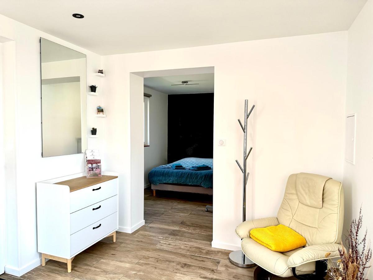 L'Escale Apartment Olenevka Ngoại thất bức ảnh